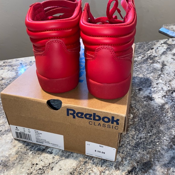 Red F/S HI Reebok Junior Classic - Picture 7 of 7